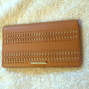 Stella and Dot SOHO wallet (saddle)